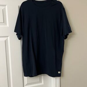 Vuori Men's Navy Short Sleeve Tee